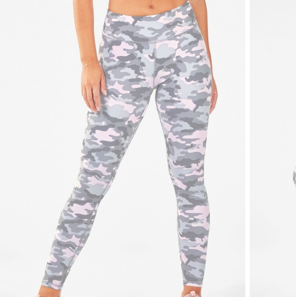 Fabletics Camo Yoga Waistband Athletic Leggings